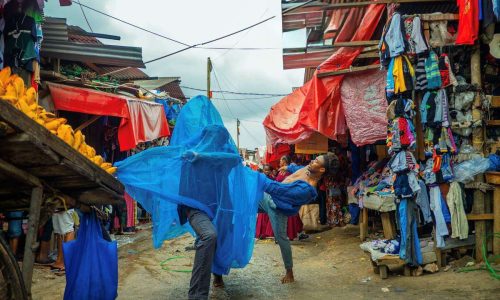 The net we carry. Foto: Jimmy Mathias/Eye Films