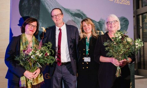 Dorlis Blume (links) mit Raphael Gross, Julia Voss und Ulrike Kretzschmar bei der Eröffnung der Ausstellung „Natur und deutsche Geschichte. Glaube – Biologie – Macht"