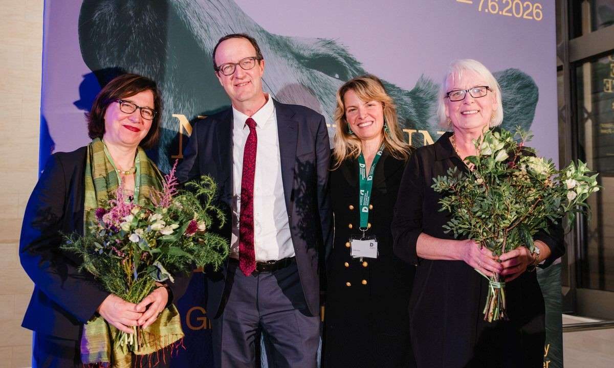 Dorlis Blume (links) mit Raphael Gross, Julia Voss und Ulrike Kretzschmar bei der Eröffnung der Ausstellung „Natur und deutsche Geschichte. Glaube – Biologie – Macht"