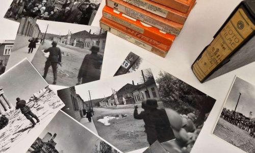 Aus der Sammlung Fotografie des DHM: Aufnahmen Gerhard Gronefelds, der die Wehrmacht im deutsch besetzten Europa als Propaganda-Fotograf begleitete © DHM