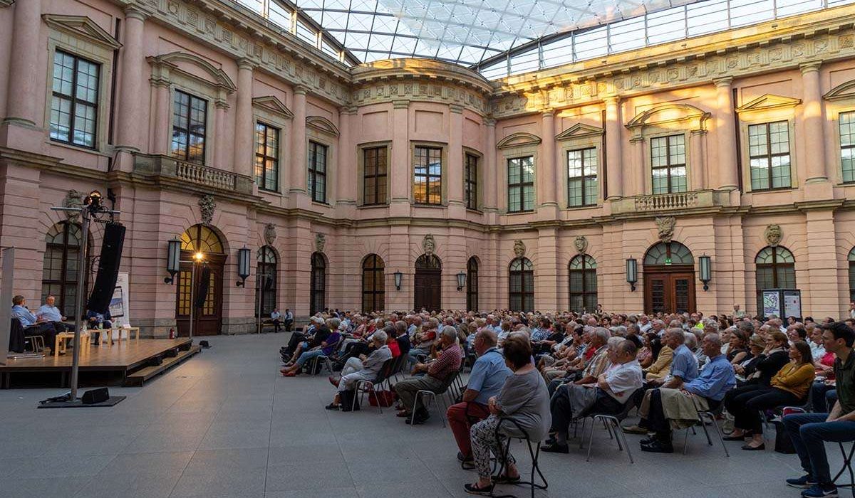 zeughaus-gespraeche-museumsverein-dhm